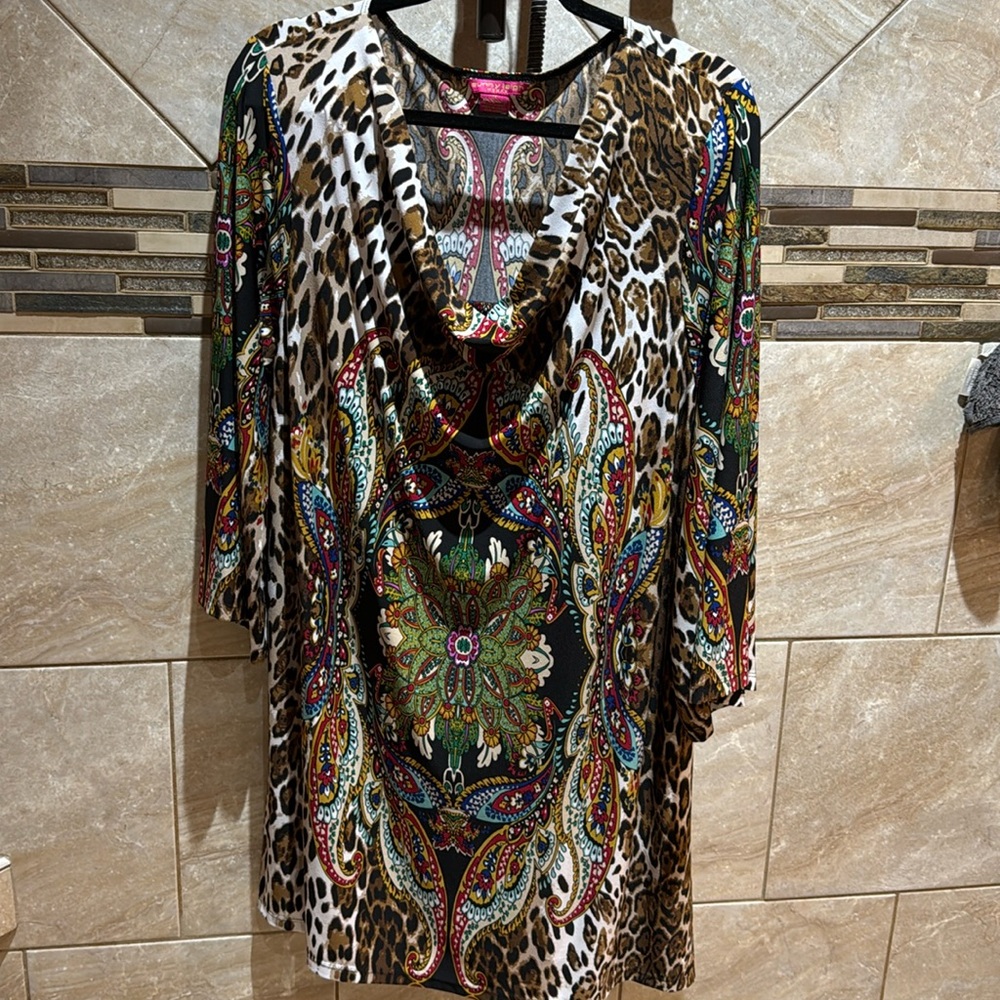 Sunny Leigh Woman 1x tunic/dress